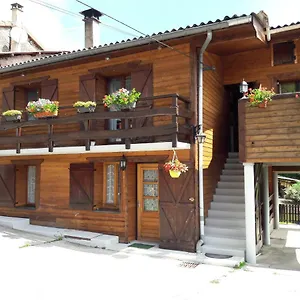 Au D'anna Hébergement de vacances Saint-Rambert-en-Bugey